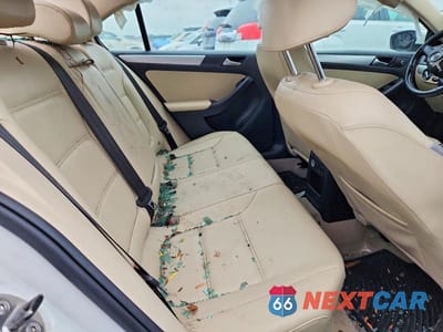 Zdjęcie 10 z 12 samochodu: 2014 VOLKSWAGEN JETTA SE VIN:3VWD17AJ8EM372217 - miniatura