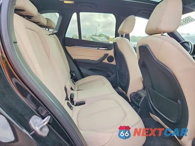 Zdjęcie 10 z 12 samochodu: 2016 BMW X1 XDRIVE28I VIN:WBXHT3Z35G4A48403 - miniatura