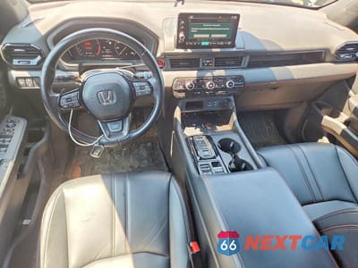 Zdjęcie 8 z 12 samochodu: 2023 HONDA PILOT TRAILSPORT VIN:5FNYG1H66PB000285 - miniatura