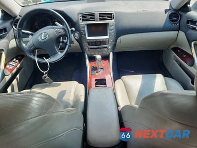 Zdjęcie 8 z 12 samochodu: 2006 LEXUS IS 250 VIN:JTHCK262865004979 - miniatura