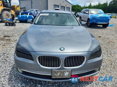Piąte zdjęcie samochodu w środku: 2011 BMW 740 LI VIN:WBAKB4C54BC574889 - miniatura