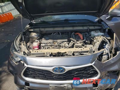 Zdjęcie 11 z 12 samochodu: 2020 TOYOTA HIGHLANDER HYBRID XLE VIN:5TDHBRCH3LS509004 - miniatura