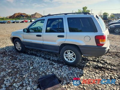 Drugie zdjęcie samochodu z przodu: 2024 JEEP GRAND CHEROKEE LAREDO VIN:1J4GX48S74C328408 - miniatura