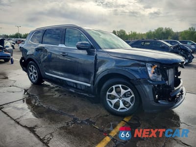 Czwarte zdjęcie samochodu z boku: 2022 KIA TELLURIDE EX VIN:5XYP3DHC2NG224304 - miniatura