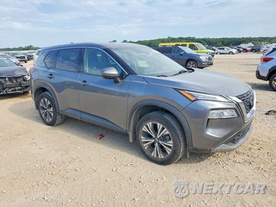 Czwarte zdjęcie samochodu z boku: 2021 NISSAN ROGUE SV VIN:5N1AT3BA2MC744766 - miniatura