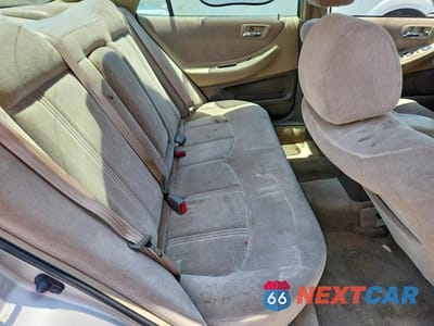 Zdjęcie 10 z 12 samochodu: 1999 HONDA ACCORD LX VIN:1HGCG5647XA084517 - miniatura