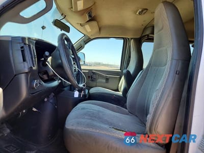Zdjęcie 7 z 13 samochodu: 2017 CHEVROLET EXPRESS G3500 LT VIN:1GAZGMFG7H1224590 - miniatura