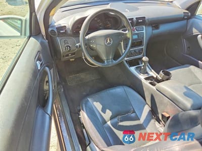 Zdjęcie 8 z 12 samochodu: 2002 MERCEDES-BENZ C 230K SPORT COUPE VIN:WDBRN47J32A370627 - miniatura