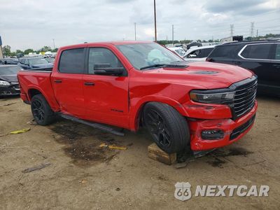 Czwarte zdjęcie samochodu z boku: 2025 RAM 1500 LARAMIE VIN:1C6SRFJP7SN553433 - miniatura