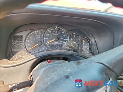 Zdjęcie 9 z 13 samochodu: 2002 GMC YUKON VIN:1GKEK13Z72J243970 - miniatura