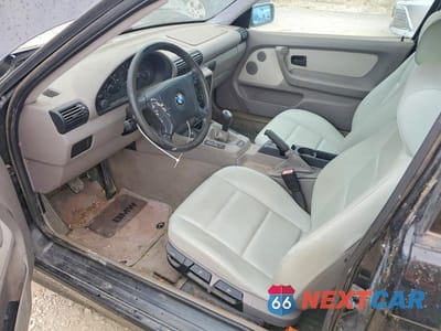 Zdjęcie 8 z 12 samochodu: 1997 BMW 318 TI VIN:WBACG7322VAS98855 - miniatura