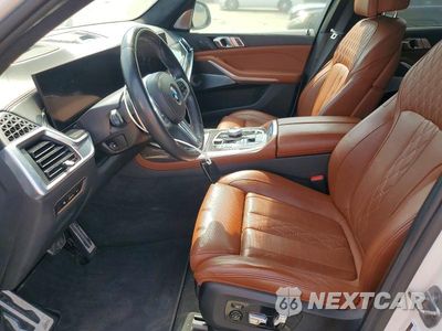 Zdjęcie 7 z 13 samochodu: 2024 BMW X7 M60I VIN:5UX33EM06R9U97347 - miniatura
