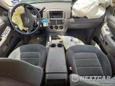 Zdjęcie 8 z 13 samochodu: 2003 FORD EXPLORER XLT VIN:1FMZU63K03ZA31207 - miniatura