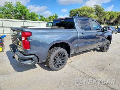 Trzecie zdjęcie samochodu z tyłu: 2021 CHEVROLET SILVERADO K1500 RST VIN:1GCUYEED7MZ400366 - miniatura