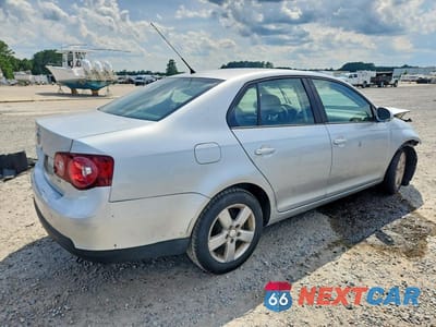 Trzecie zdjęcie samochodu z tyłu: 2008 VOLKSWAGEN JETTA S VIN:3VWJZ71K58M050014 - miniatura