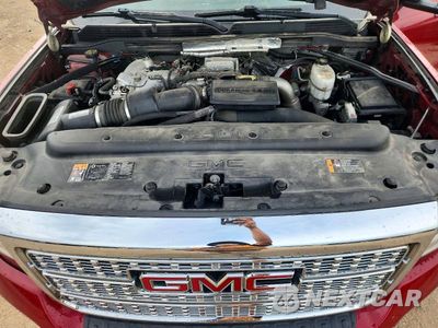 Zdjęcie 11 z 12 samochodu: 2019 GMC SIERRA K2500 DENALI VIN:1GT12SEY1KF200359 - miniatura