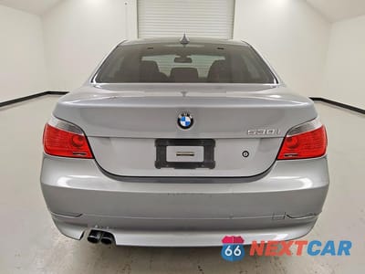 Zdjęcie 6 z 12 samochodu: 2007 BMW 530 I VIN:WBANE73557CM57500 - miniatura