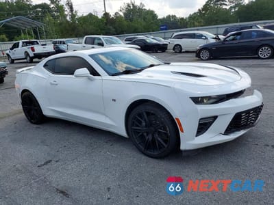 Czwarte zdjęcie samochodu z boku: 2016 CHEVROLET CAMARO SS VIN:1G1FH1R77G0183764 - miniatura