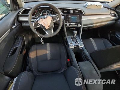 Zdjęcie 8 z 12 samochodu: 2018 HONDA CIVIC EX VIN:19XFC2F72JE032216 - miniatura