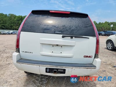 Zdjęcie 6 z 14 samochodu: 2008 GMC YUKON DENALI VIN:1GKFK63818J132848 - miniatura