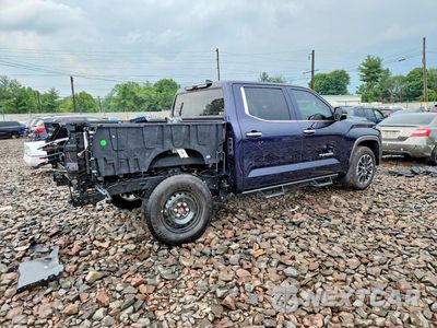 Trzecie zdjęcie samochodu z tyłu: 2026 TOYOTA TUNDRA CREWMAX LIMITED VIN:5TFJA5DB0TX381225 - miniatura