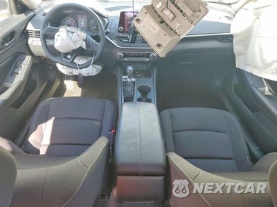Zdjęcie 8 z 12 samochodu: 2025 NISSAN ALTIMA S VIN:1N4BL4BV3SN376235 - miniatura