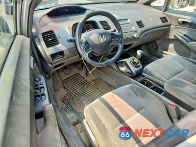 Zdjęcie 8 z 12 samochodu: 2008 HONDA CIVIC LX VIN:2HGFA15508H512173 - miniatura