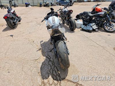 Czwarte zdjęcie samochodu z boku: 2026 SUZUKI GSX800 F VIN:JS1EM13B9T7102254 - miniatura