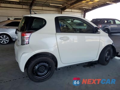 Trzecie zdjęcie samochodu z tyłu: 2013 SCION IQ BASE VIN:JTNJJXB04DJ025020 - miniatura