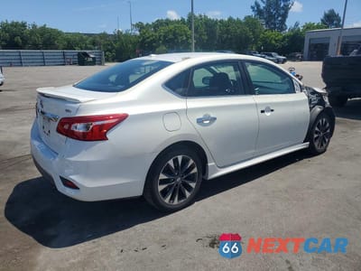 Trzecie zdjęcie samochodu z tyłu: 2018 NISSAN SENTRA SR VIN:3N1AB7AP0JY211809 - miniatura