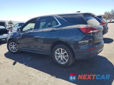 Drugie zdjęcie samochodu z przodu: 2022 CHEVROLET EQUINOX LT VIN:2GNAXKEVXN6155323 - miniatura
