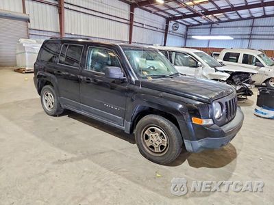 Czwarte zdjęcie samochodu z boku: 2017 JEEP PATRIOT SPORT VIN:1C4NJPBA4HD145662 - miniatura