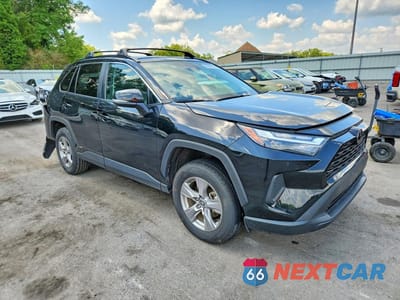 Czwarte zdjęcie samochodu z boku: 2025 TOYOTA RAV4 HYBRID XLE VIN:2T3RWRFV0SW261074 - miniatura