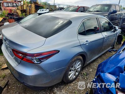 Trzecie zdjęcie samochodu z tyłu: 2023 TOYOTA CAMRY LE VIN:4T1R11AK7PU179274 - miniatura