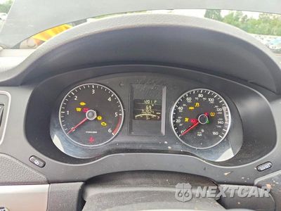 Zdjęcie 9 z 12 samochodu: 2012 VOLKSWAGEN JETTA TDI VIN:3VWLL7AJ2CM315272 - miniatura