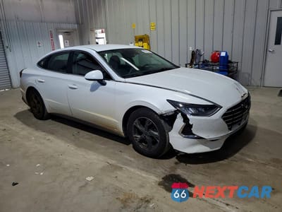 Czwarte zdjęcie samochodu z boku: 2021 HYUNDAI SONATA SE VIN:5NPEG4JA6MH121768 - miniatura
