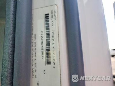 Zdjęcie 12 z 14 samochodu: 2022 VOLVO VNL SEMI TRUCK VIN:4V4NC9EH5NN291237 - miniatura