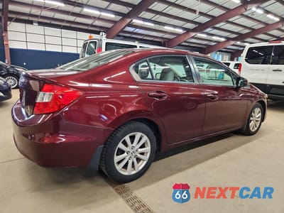 Trzecie zdjęcie samochodu z tyłu: 2012 HONDA CIVIC EX VIN:2HGFB2F87CH515396 - miniatura