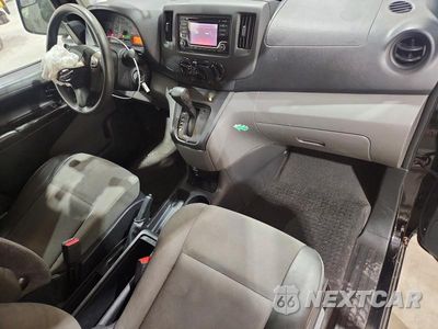 Zdjęcie 8 z 13 samochodu: 2018 NISSAN NV200 SV VIN:3N6CM0KNXJK703901 - miniatura