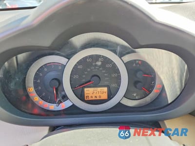 Zdjęcie 9 z 14 samochodu: 2010 TOYOTA RAV4 LIMITED VIN:JTMYF4DVXA5018296 - miniatura