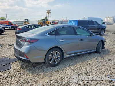 Trzecie zdjęcie samochodu z tyłu: 2019 HYUNDAI SONATA HYBRID LIMITED VIN:KMHE34L31KA085157 - miniatura