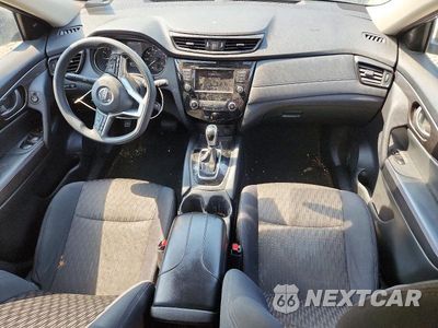 Zdjęcie 8 z 14 samochodu: 2019 NISSAN ROGUE S VIN:5N1AT2MT0KC773298 - miniatura