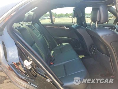 Zdjęcie 10 z 12 samochodu: 2012 MERCEDES-BENZ C 300 4MATIC VIN:WDDGF8BB4CR229099 - miniatura