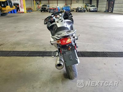 Czwarte zdjęcie samochodu z boku: 2010 BMW R1200 RT VIN:WB1044002AZW18121 - miniatura