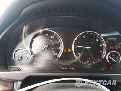 Zdjęcie 9 z 12 samochodu: 2015 BMW X5 SDRIVE35I VIN:5UXKR2C58F0H36745 - miniatura