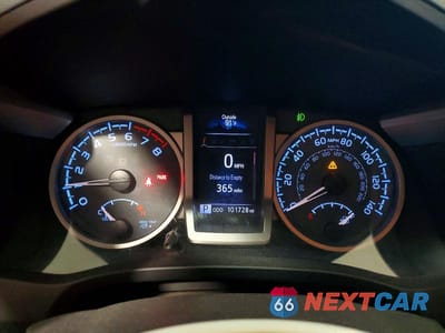 Zdjęcie 9 z 12 samochodu: 2017 TOYOTA TACOMA SR5 V6 VIN:5TFCZ5AN7HX093211 - miniatura