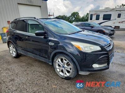 Czwarte zdjęcie samochodu z boku: 2014 FORD ESCAPE SE VIN:1FMCU9G9XEUA53102 - miniatura