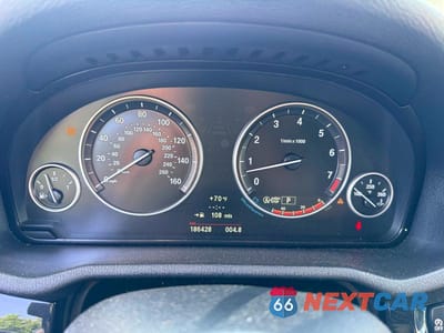 Zdjęcie 8 z 10 samochodu: 2013 BMW X3 XDRIVE35I VIN:5UXWX7C53DL981529 - miniatura