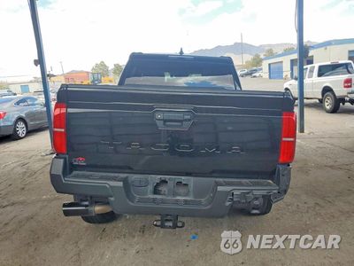 Zdjęcie 6 z 12 samochodu: 2024 TOYOTA TACOMA SR VIN:3TYKD5HN8RT015919 - miniatura