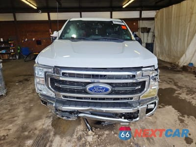 Piąte zdjęcie samochodu w środku: 2022 FORD F350 SUPER DUTY VIN:1FT8W3BT4NED07594 - miniatura